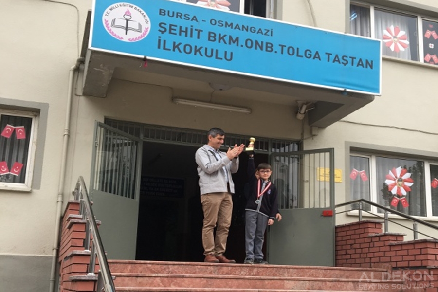 مدرسة Şehit Bkm Onbaşı Tolga Taştan الابتدائية في بورصة